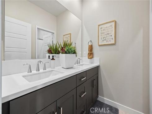 225 Waypoint , Tustin, CA