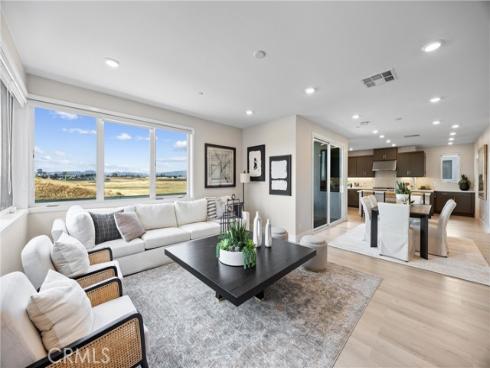 225 Waypoint , Tustin, CA