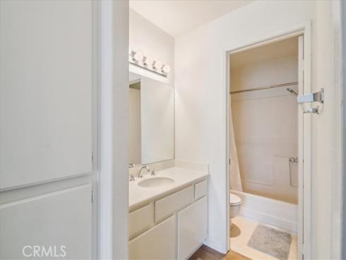 2960 Champion 1006 Way, Tustin, CA