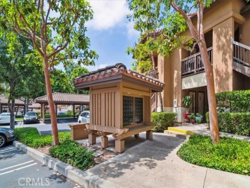 2960 Champion 1006 Way, Tustin, CA