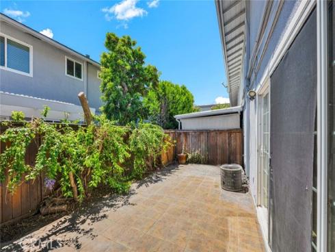 1125 E 1st   Street, Tustin, CA