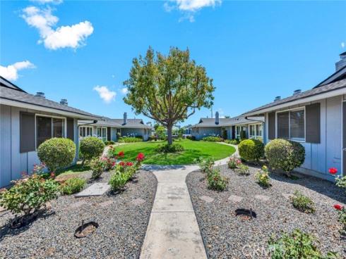 1125 E 1st   Street, Tustin, CA