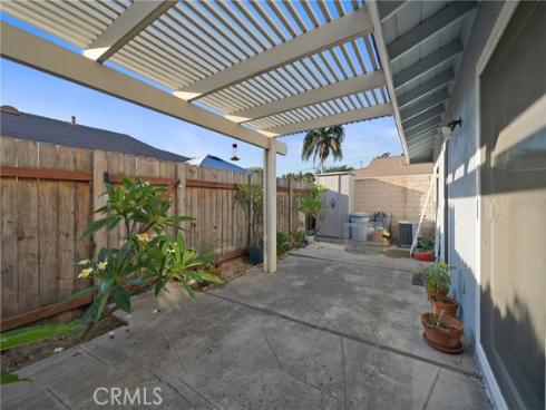 1076  Mitchell   Avenue, Tustin, CA