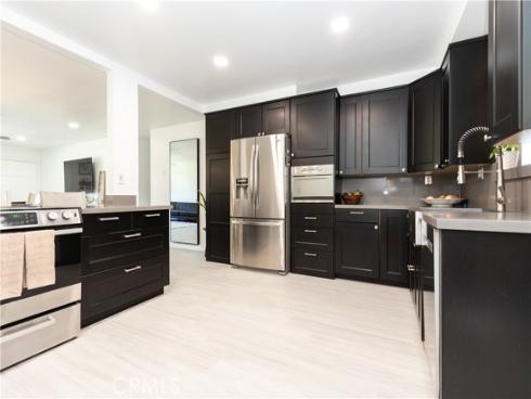 14802  Newport Avenue  18C , Tustin, CA