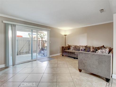 1881  Mitchell  63  Avenue, Tustin, CA