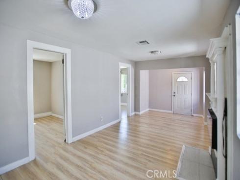 1091  Bonita   Street, Tustin, CA