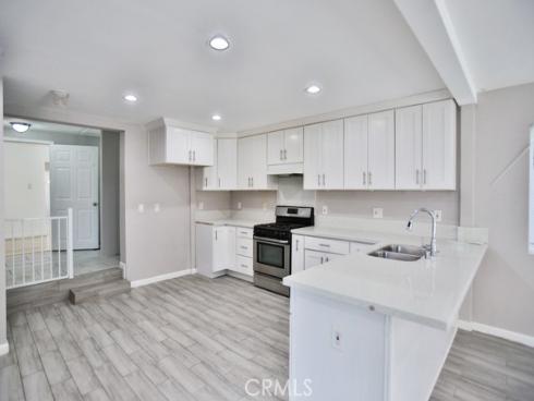 1091  Bonita   Street, Tustin, CA