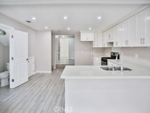 1091  Bonita   Street, Tustin, CA