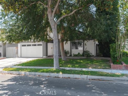 1752  Green Meadow   Avenue, Tustin, CA