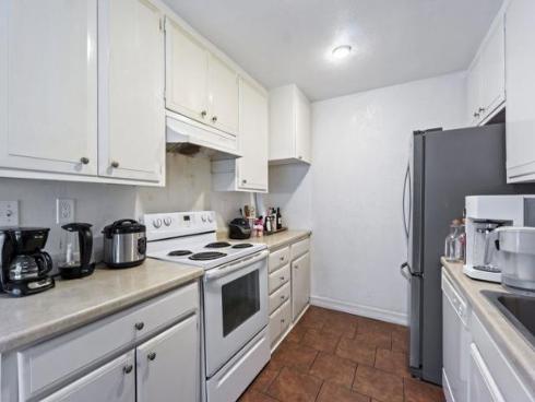 15500  Tustin Village  #15  Way, Tustin, CA