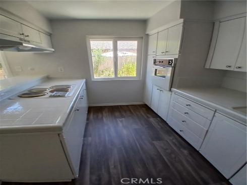 453 E 1st   Street, Tustin, CA