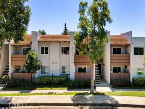 17522  Vandenberg  3  Lane, Tustin, CA