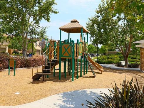 3229  Larkspur   Street, Tustin, CA