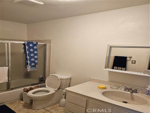 654 W Main  B  Street, Tustin, CA