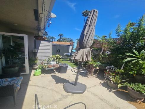 654 W Main  B  Street, Tustin, CA