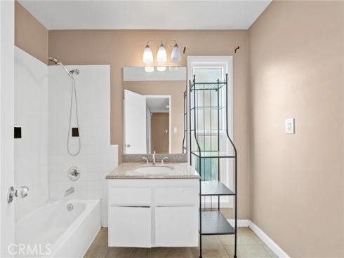 1192  Mitchell  70  Avenue, Tustin, CA