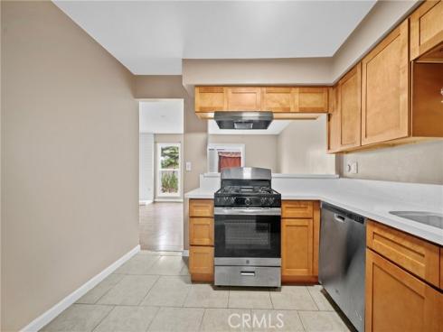 1192  Mitchell  70  Avenue, Tustin, CA