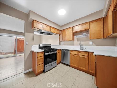 1192  Mitchell  70  Avenue, Tustin, CA