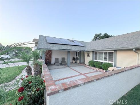 2081  Nantucket Place  , Tustin, CA