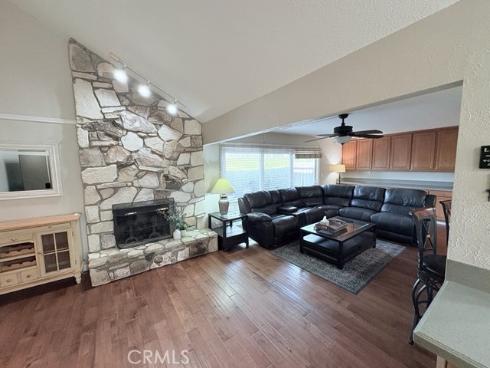 2081  Nantucket Place  , Tustin, CA