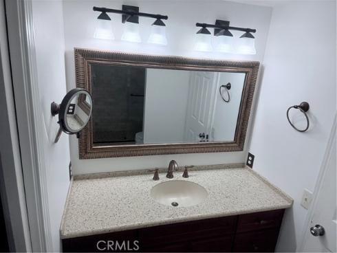 2081  Nantucket Place  , Tustin, CA