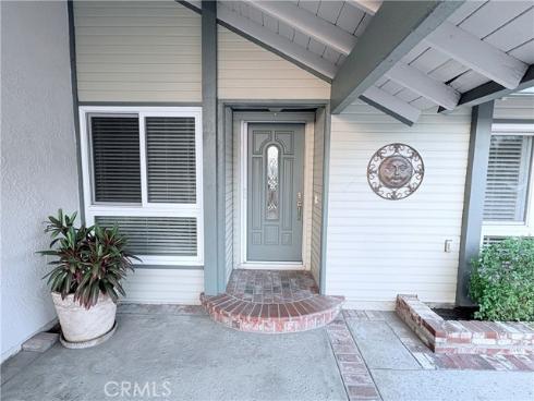 2081  Nantucket Place  , Tustin, CA