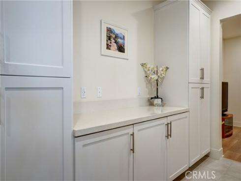 16235  Dawn Way  203 , Tustin, CA