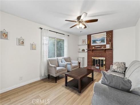 17562  Laurie  , Tustin, CA