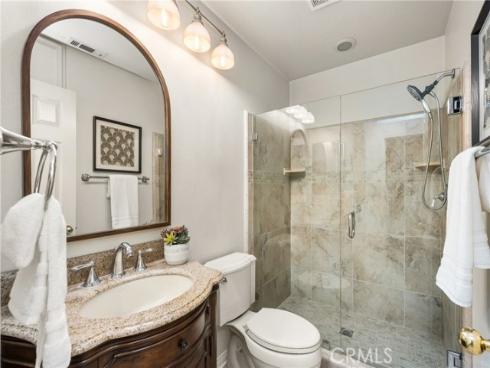 10940  Tantlinger  , Tustin, CA