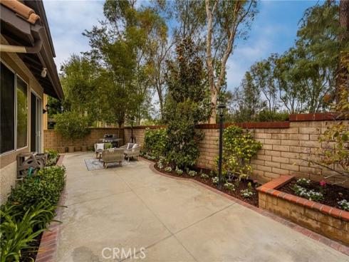 10940  Tantlinger  , Tustin, CA