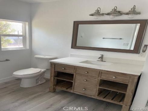 12472  Woodlawn   Avenue, Tustin, CA