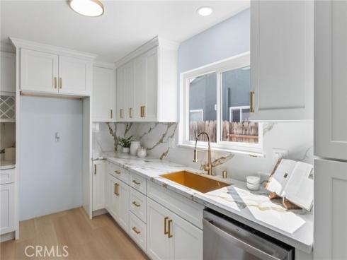 14032  Woodlawn  , Tustin, CA