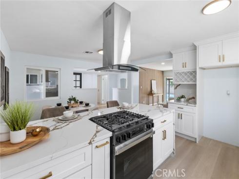 14032  Woodlawn  , Tustin, CA