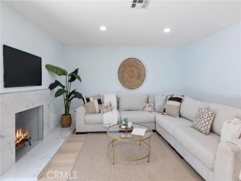 14032  Woodlawn  , Tustin, CA