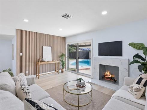 14032  Woodlawn  , Tustin, CA