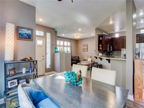 13069  Arborwalk  , Tustin, CA