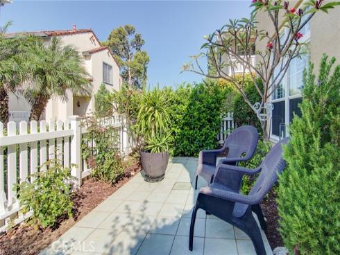 13069  Arborwalk  , Tustin, CA