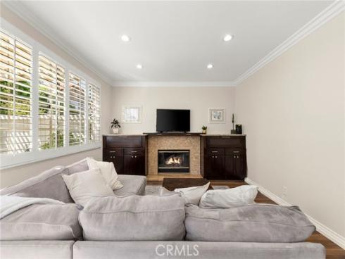 2042  Seminole  , Tustin, CA