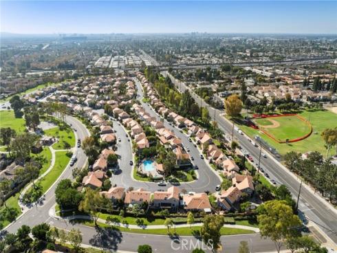 2042  Seminole  , Tustin, CA