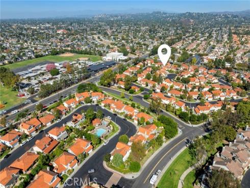 2042  Seminole  , Tustin, CA