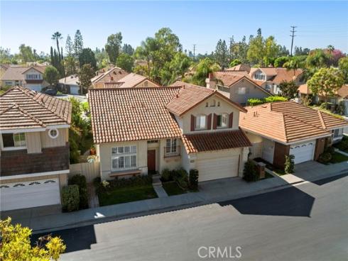 2042  Seminole  , Tustin, CA