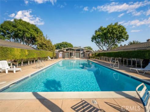 13902  Yorba  14A  Street, Tustin, CA