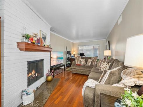 13902  Yorba  14A  Street, Tustin, CA