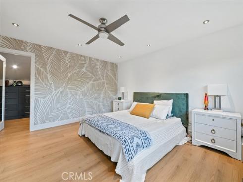 14641  Alder  , Tustin, CA