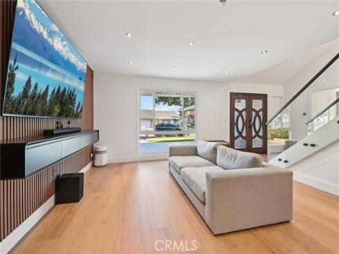 14641  Alder  , Tustin, CA