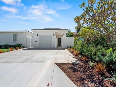 1056  Walter   Avenue, Tustin, CA