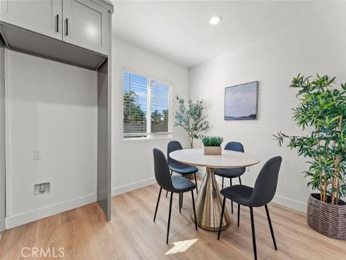 1056  Walter   Avenue, Tustin, CA