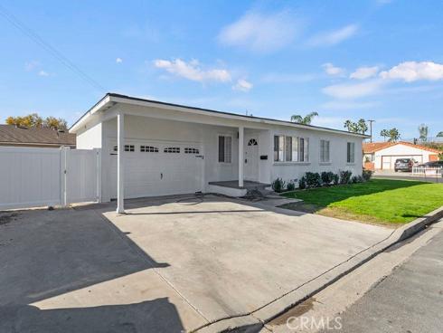 1056  Walter   Avenue, Tustin, CA