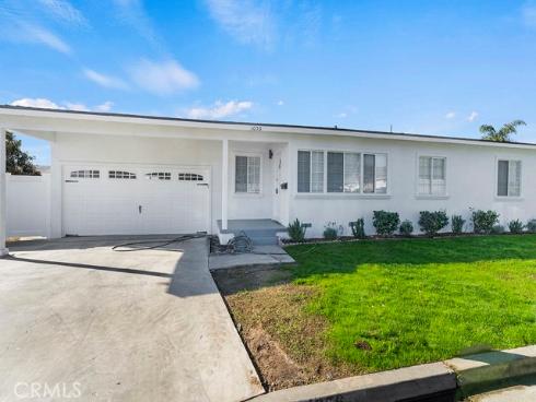 1056  Walter   Avenue, Tustin, CA