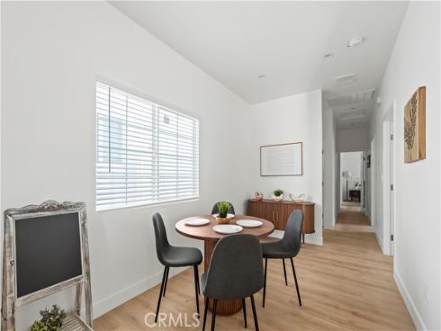 1056  Walter   Avenue, Tustin, CA